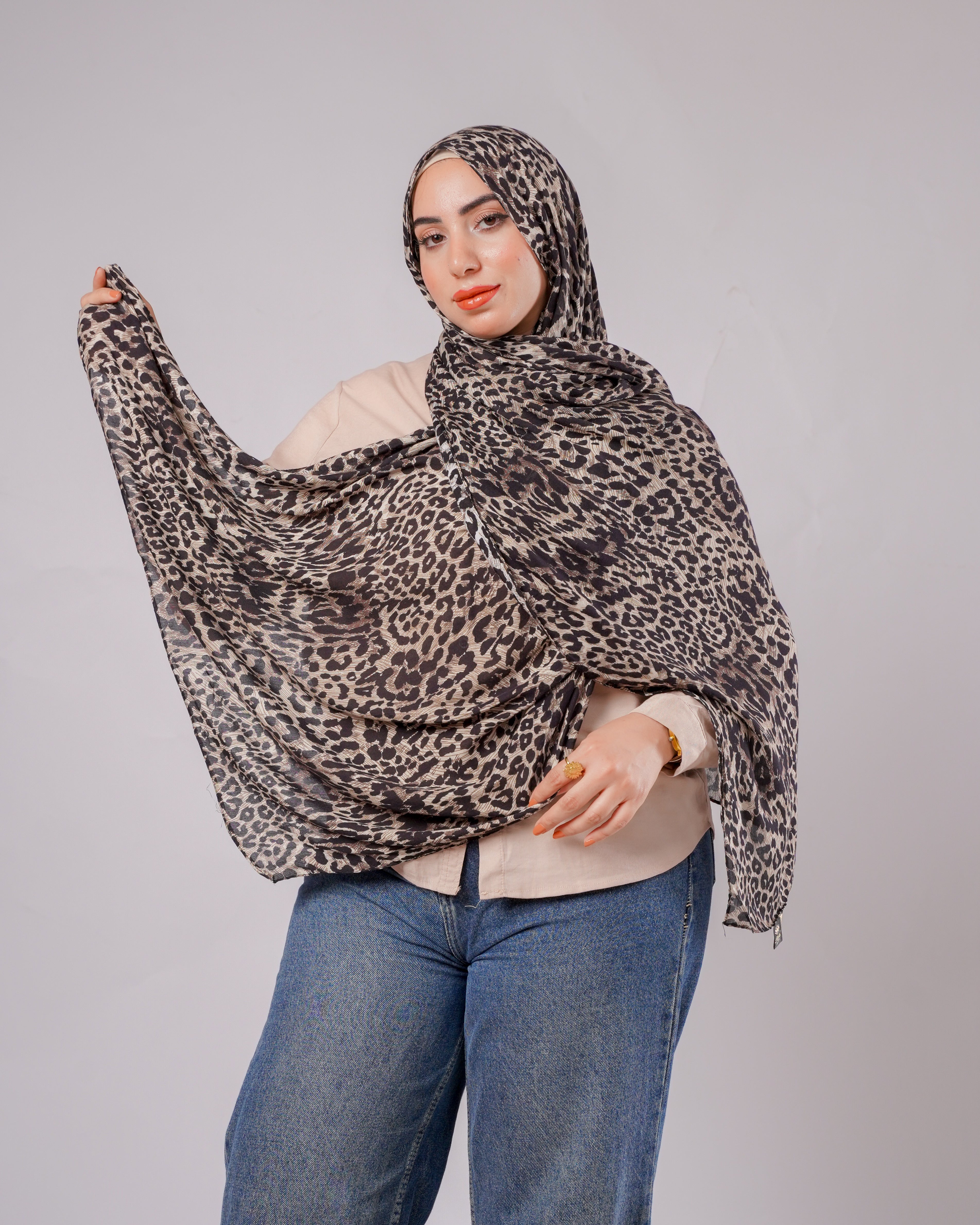 Beige Leopard